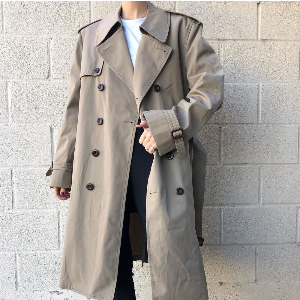 Vintage Oversized Beige Trench Coat - Picture 6 of 7